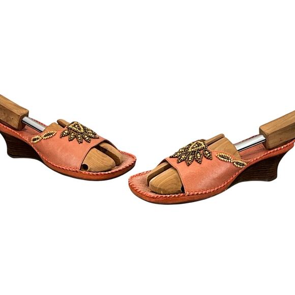 Clarks Artisan Leather Coral Beaded Boho Wedge Slip On  Sandals Women 8.5 - Picture 4 of 11